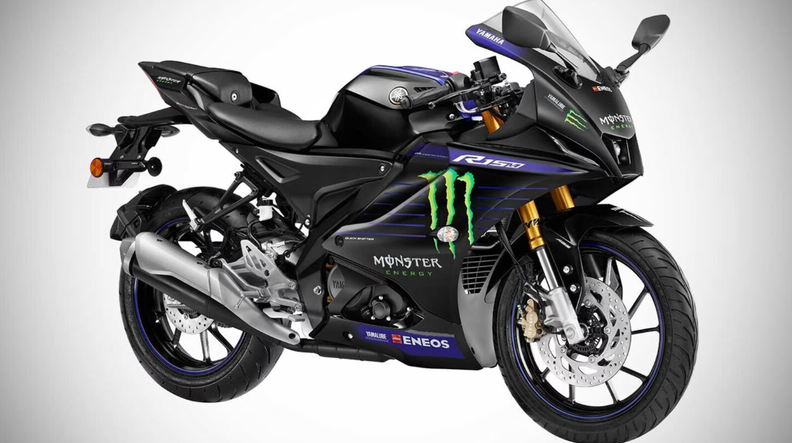 Yamaha R15 V4